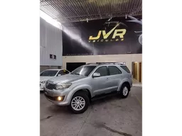 Toyota Hilux SW4