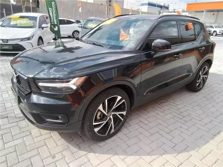 Volvo XC40 Preto 10