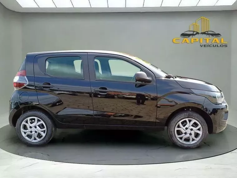 Fiat Mobi Preto 3