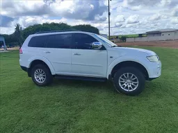 Mitsubishi Pajero Dakar