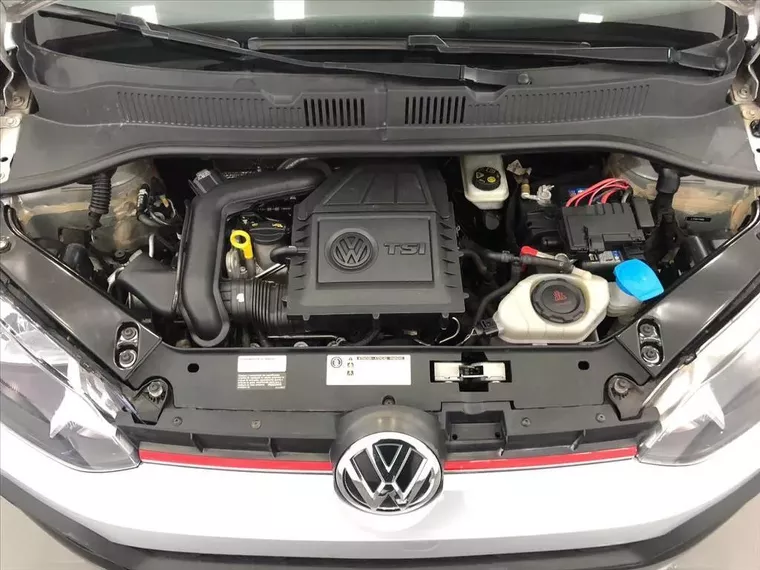 Volkswagen UP Prata 8