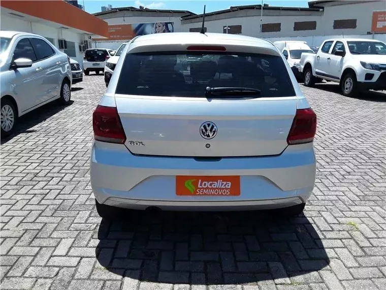 Volkswagen Gol Prata 2