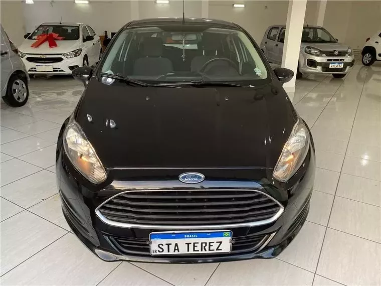 Ford Fiesta Preto 6