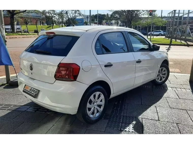 Volkswagen Gol Branco 2