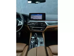 BMW 530e