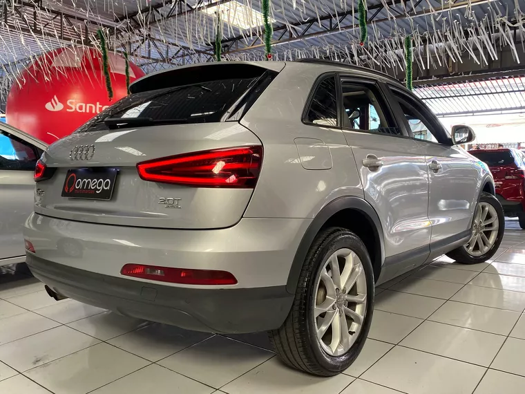 Audi Q3 Prata 9