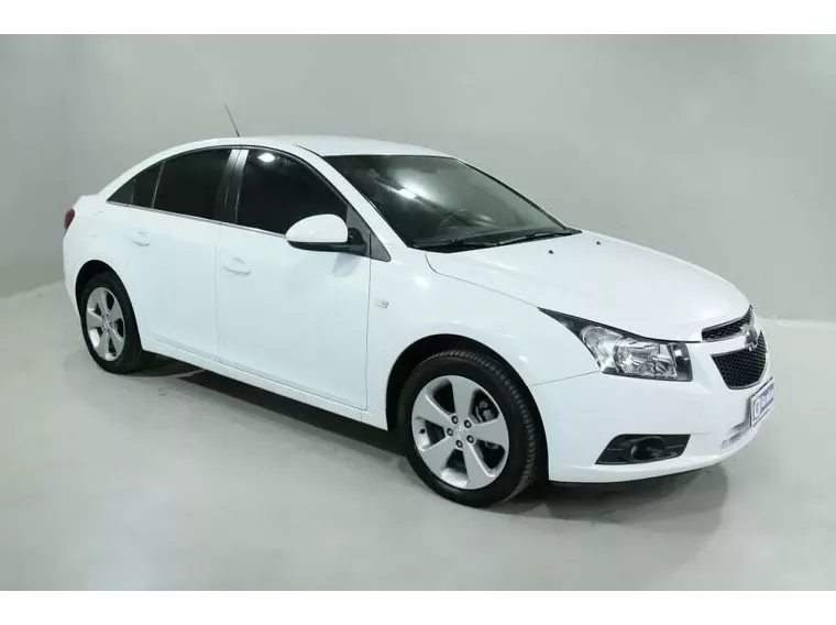 Chevrolet Cruze Branco 19