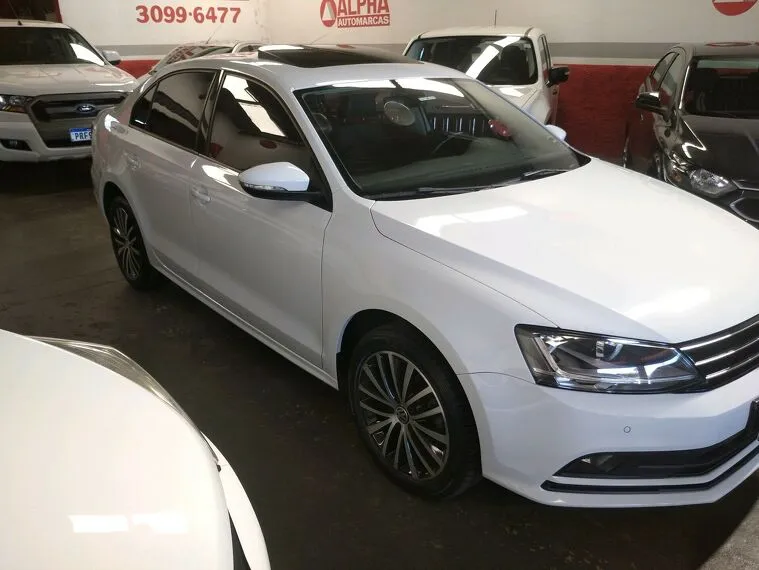 Volkswagen Jetta Branco 1