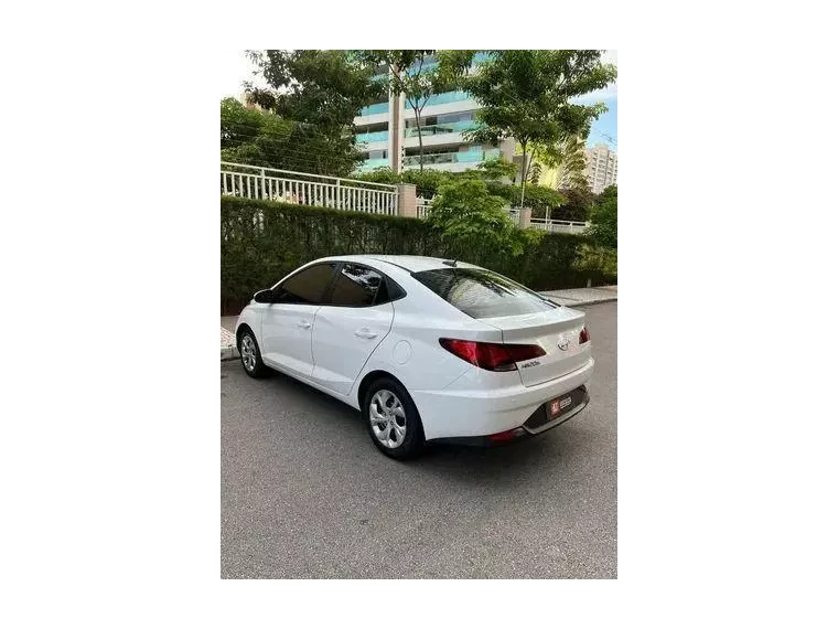 Hyundai HB20S Branco 8