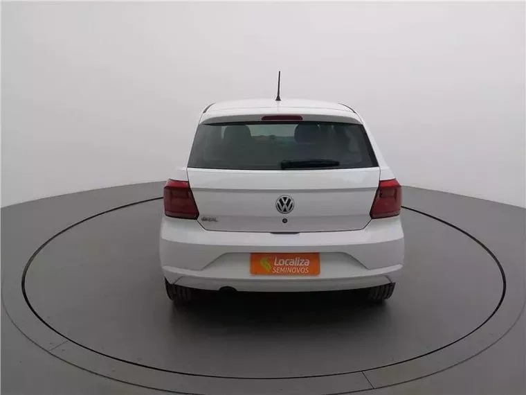 Volkswagen Gol Branco 10