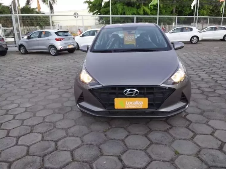 Hyundai HB20 Prata 1