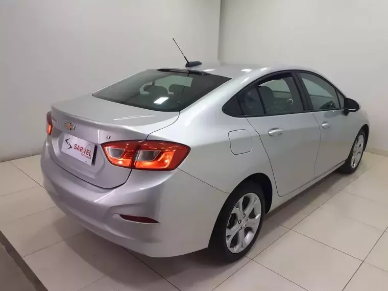 Chevrolet Cruze Prata 14