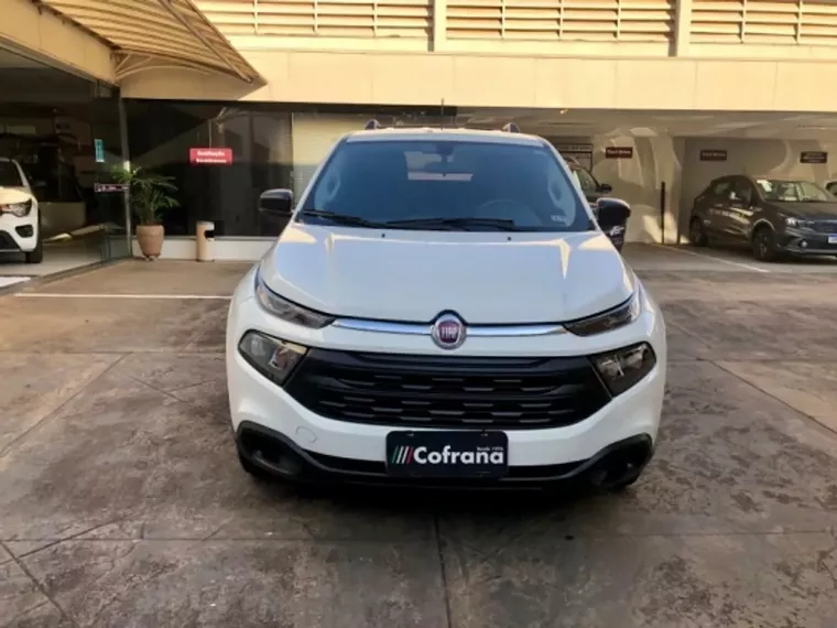 Fiat Toro Branco 2