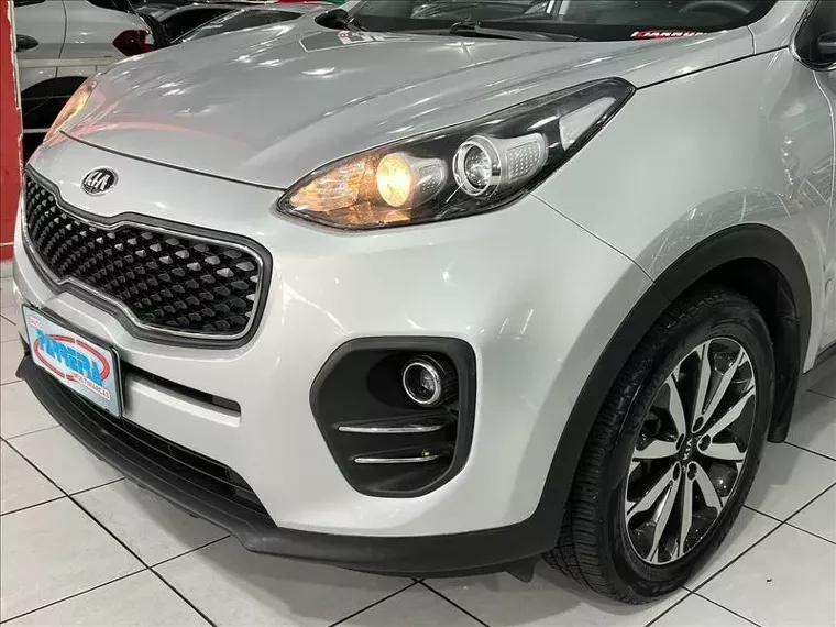 KIA Sportage Prata 16