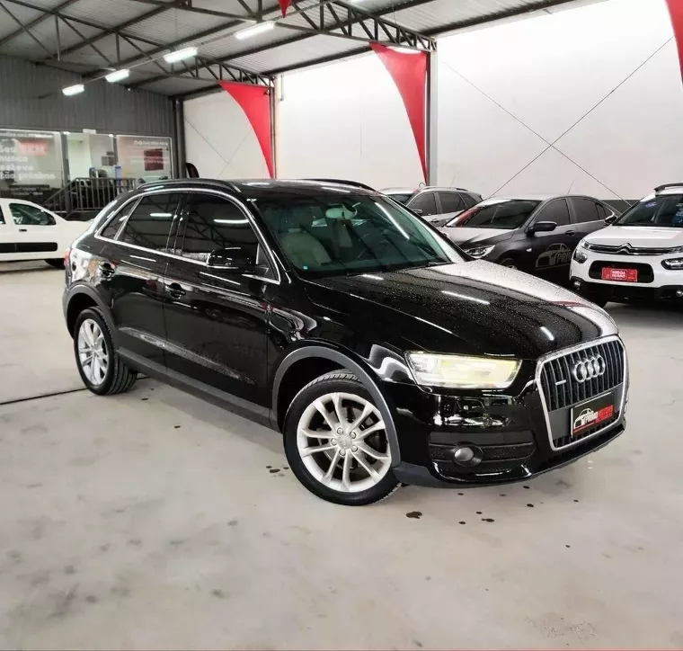 Audi Q3 Preto 3