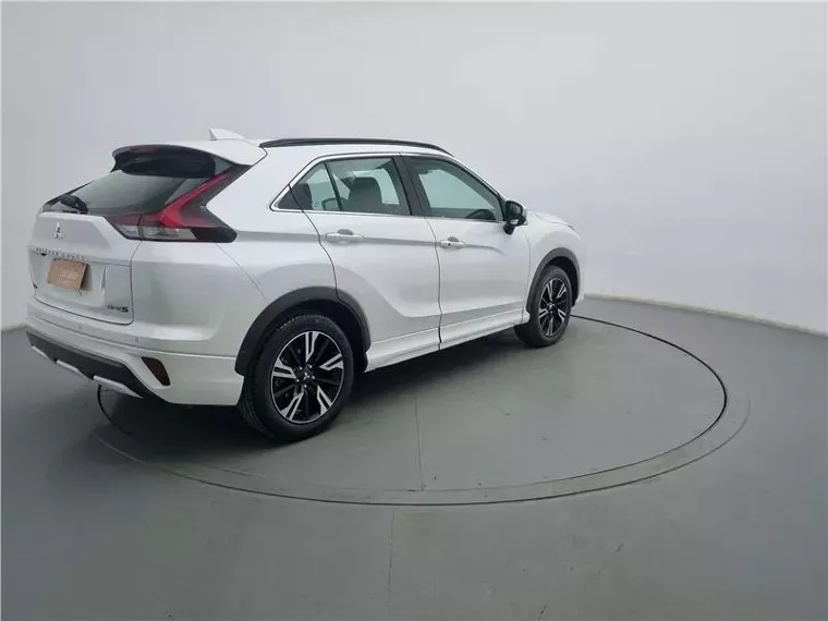 Mitsubishi Eclipse Cross Branco 14