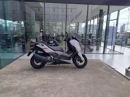 Xmax