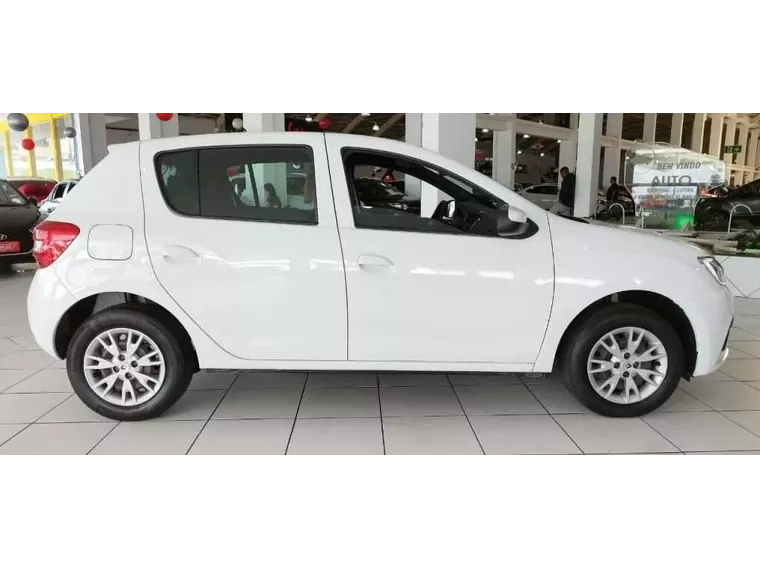 Renault Sandero Branco 6