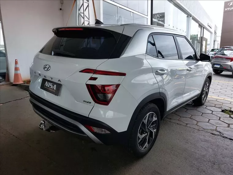 Hyundai Creta Branco 10