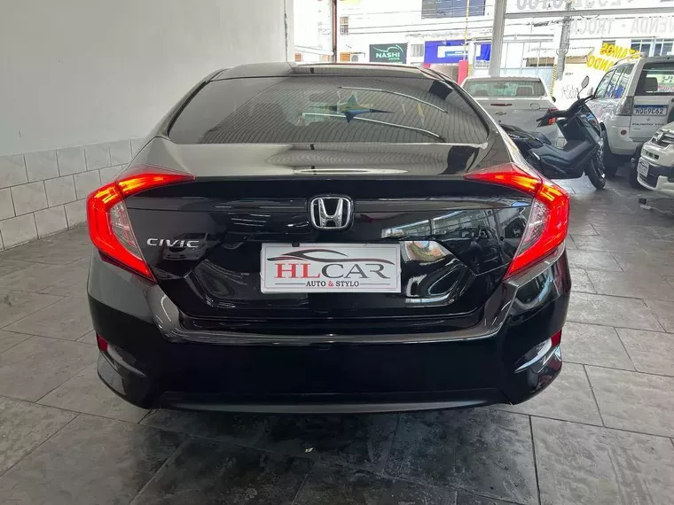 Honda Civic Preto 36