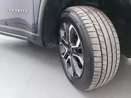 Jeep Commander