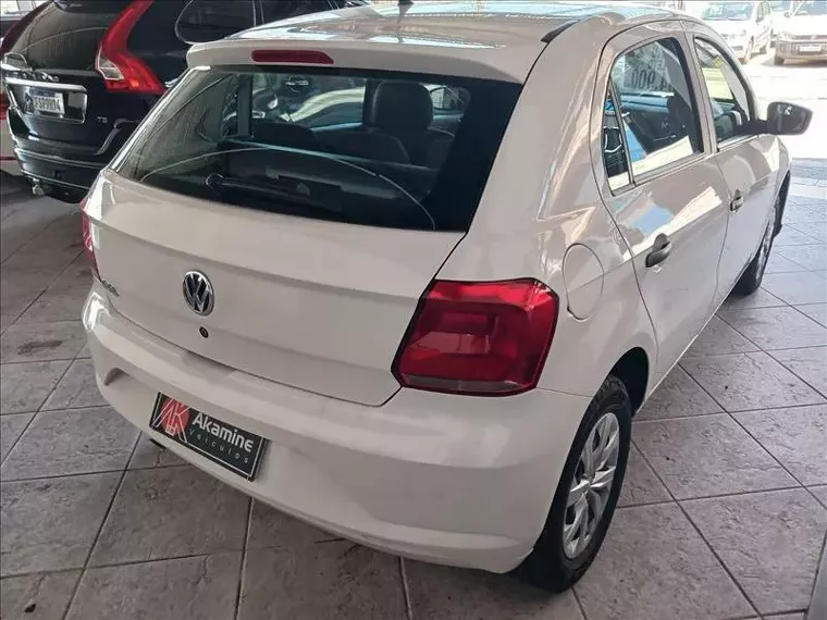 Volkswagen Gol Branco 3