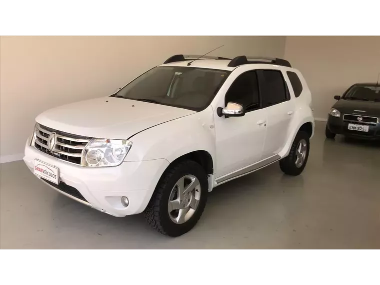 Renault Duster Branco 6