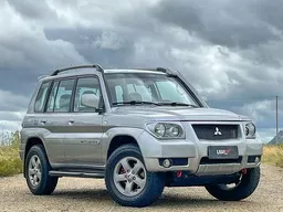 Mitsubishi Pajero TR4