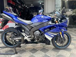 YZF R1