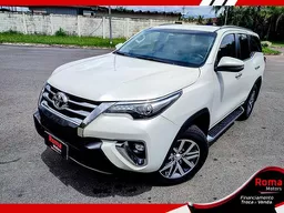 Hilux SW4