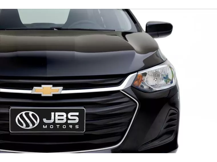 Chevrolet Onix Preto 3