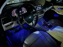 BMW 320i