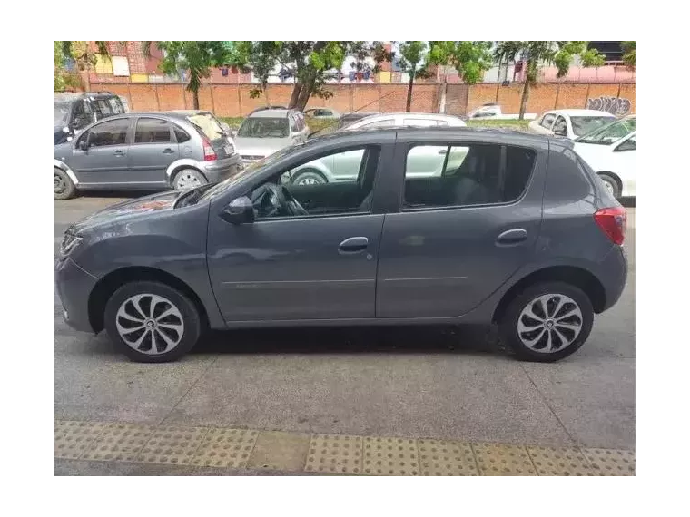 Renault Sandero Branco 6