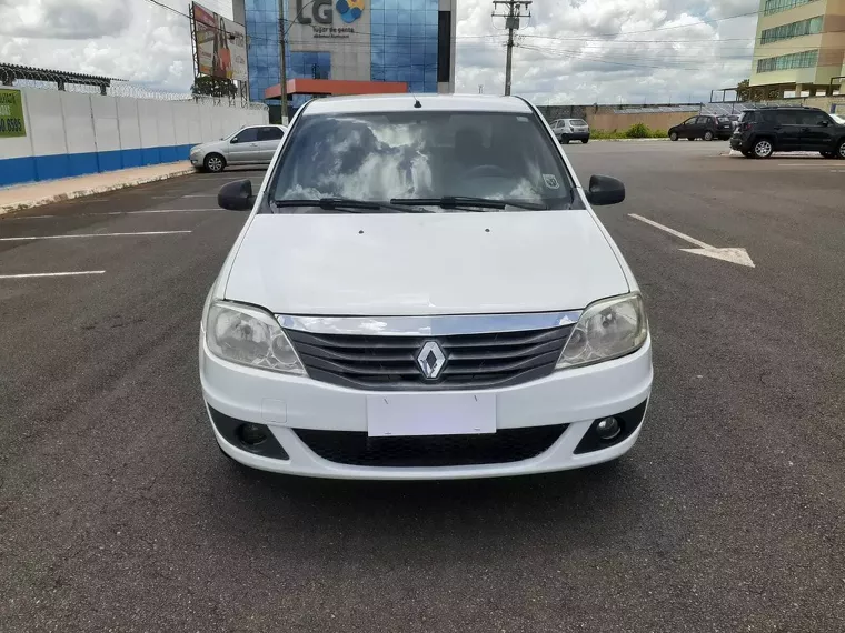 Renault Logan Branco 4