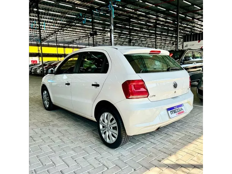 Volkswagen Gol Branco 7