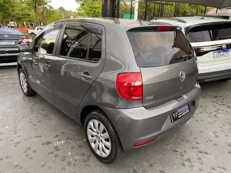 Volkswagen Fox Cinza 1