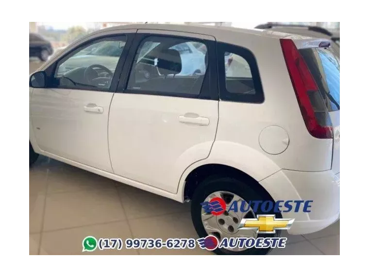 Ford Fiesta Branco 5