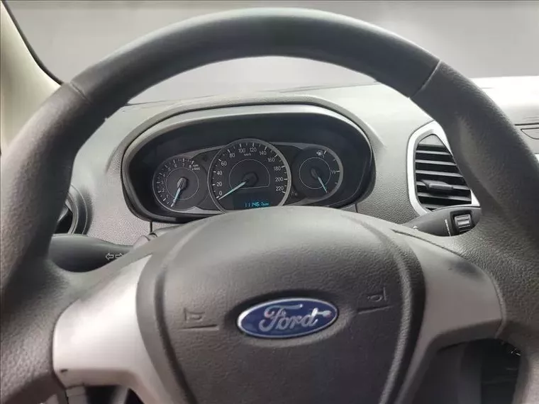 Ford KA Branco 4