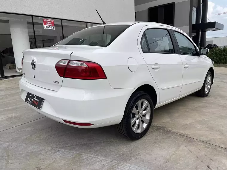 Volkswagen Voyage Branco 4