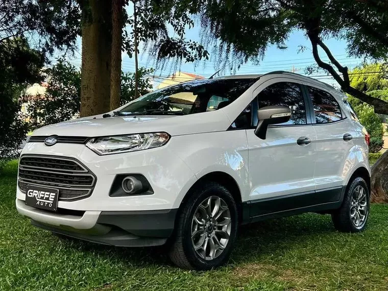 Ford Ecosport Branco 9