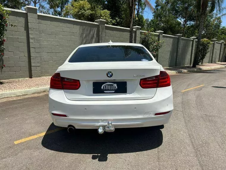 BMW 320i Branco 2