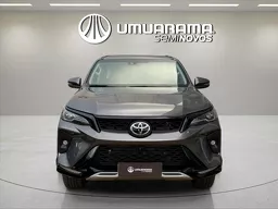 Toyota Hilux SW4