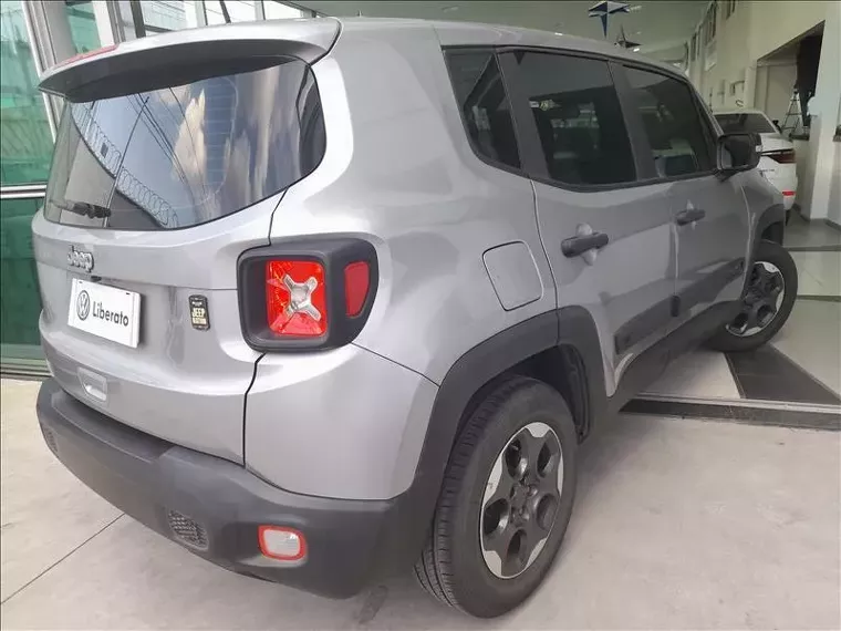 Jeep Renegade Prata 10