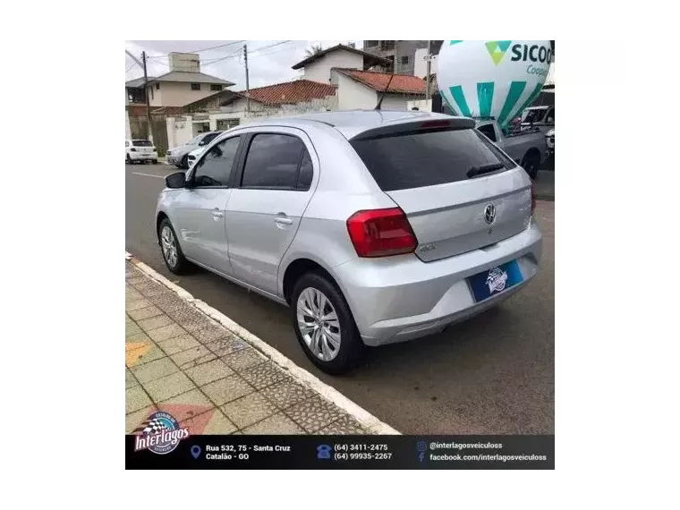 Volkswagen Gol Prata 3