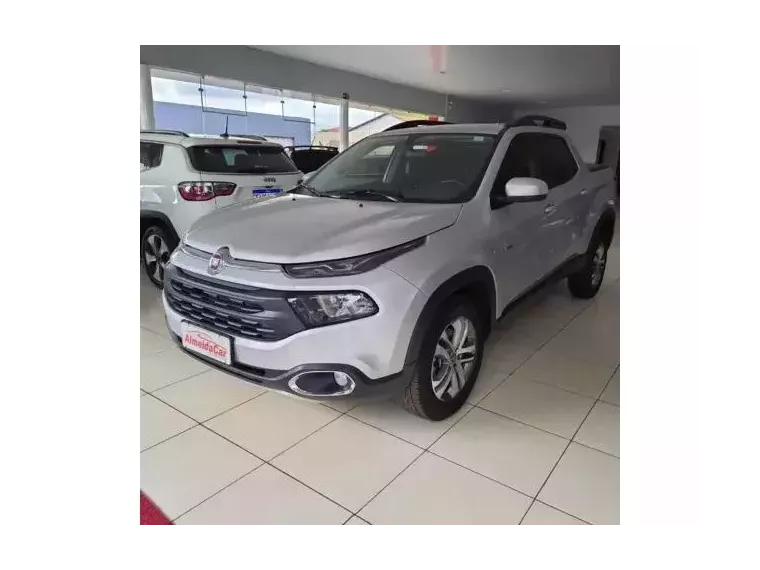 Fiat Toro Prata 1