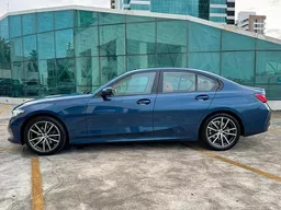 BMW 320i