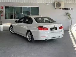 BMW 320i