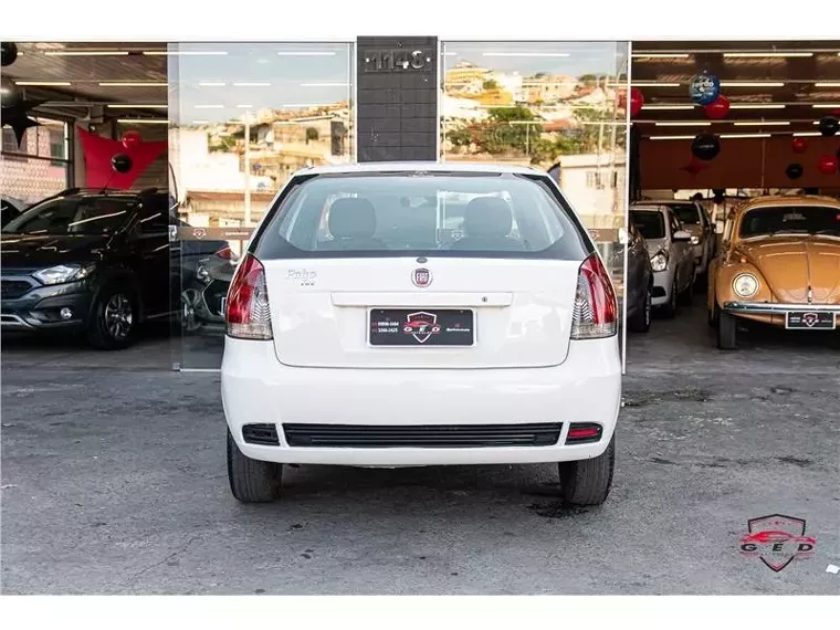 Fiat Palio Branco 13