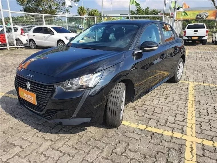 Peugeot 208 Preto 16