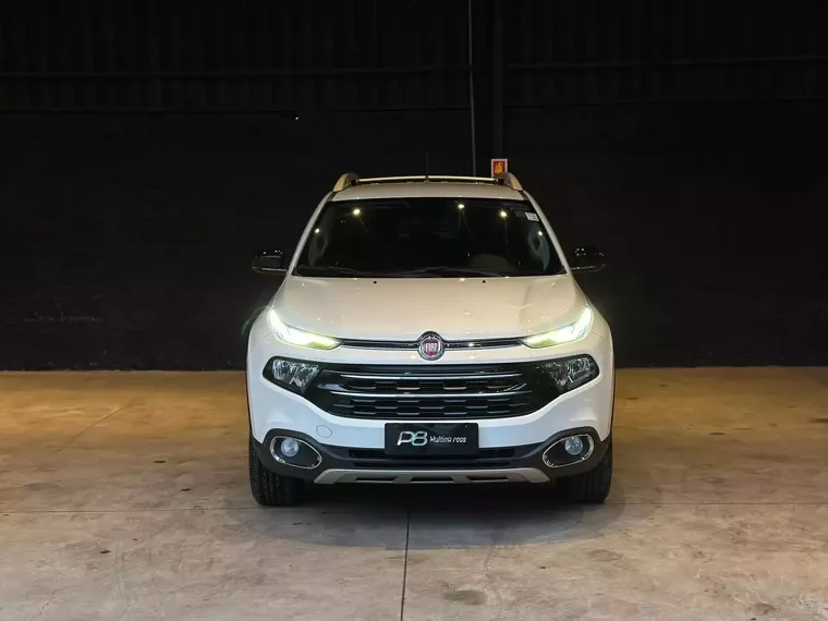 Fiat Toro Branco 1